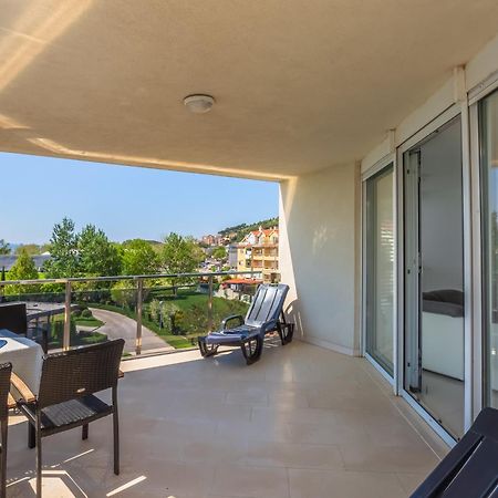 Ap 4+2 In One Of The Most Luxury Building In Omiš Pokoj fotografie