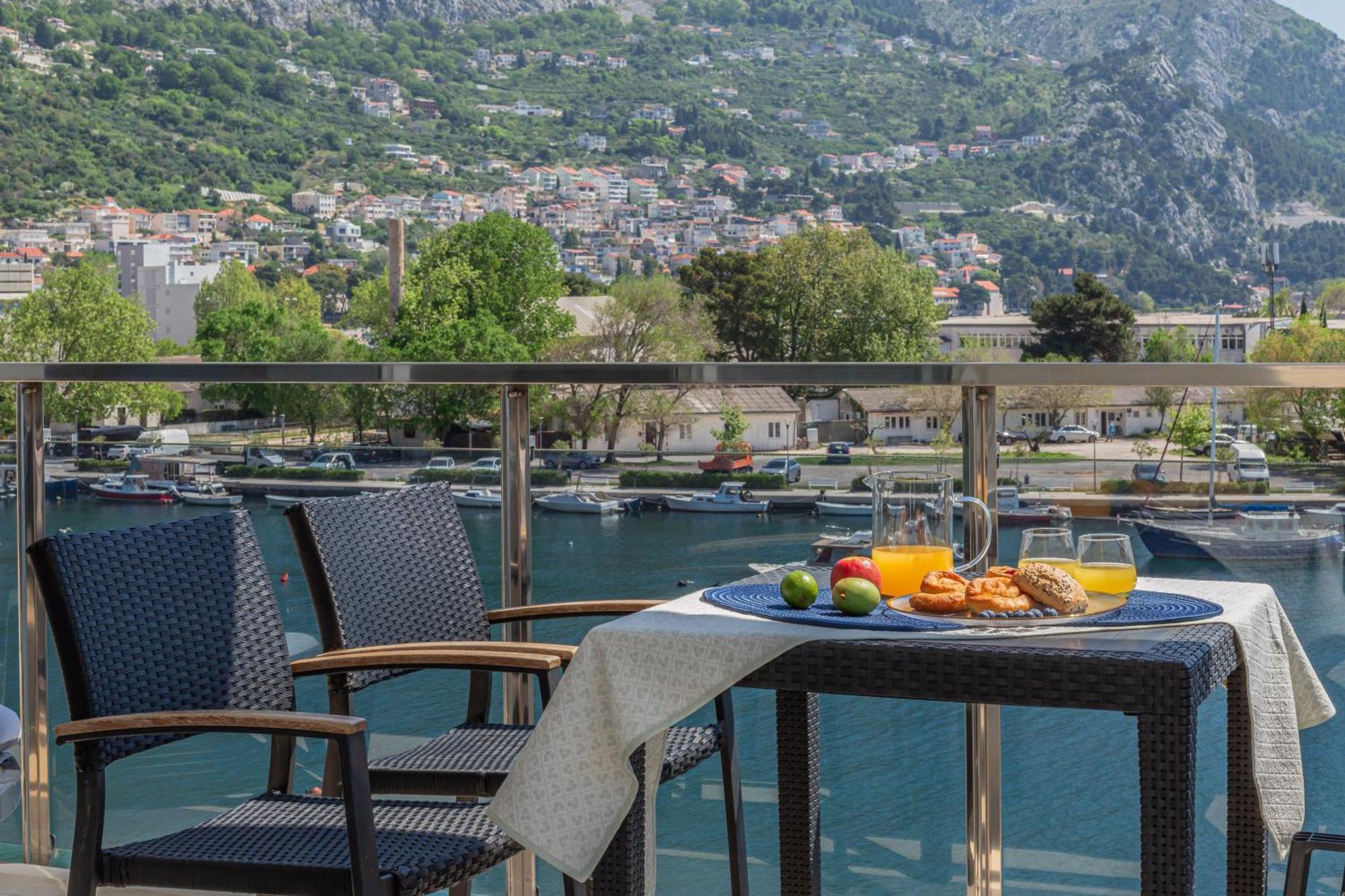 Ap 4+2 In One Of The Most Luxury Building In Omiš Pokoj fotografie